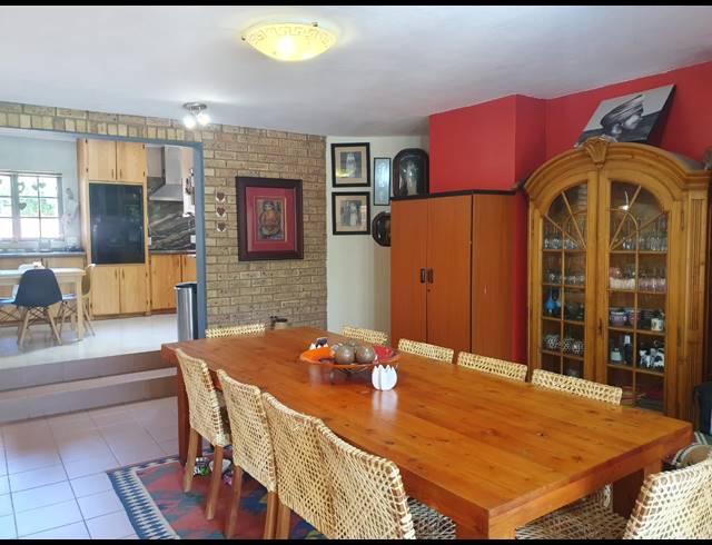 5 BEDROOM HOUSE FOR SALE IN PEBBLE ROCK GOLF VILLAGE